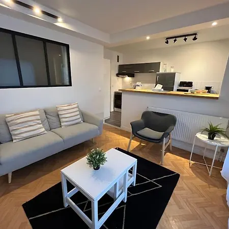 Apartment Sador, Joli Appt Proche Memorial De *